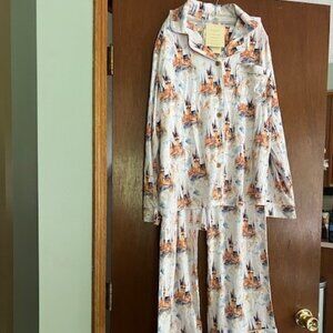 NWT Little Snuggles 2-piece pajamas size XL Castle print